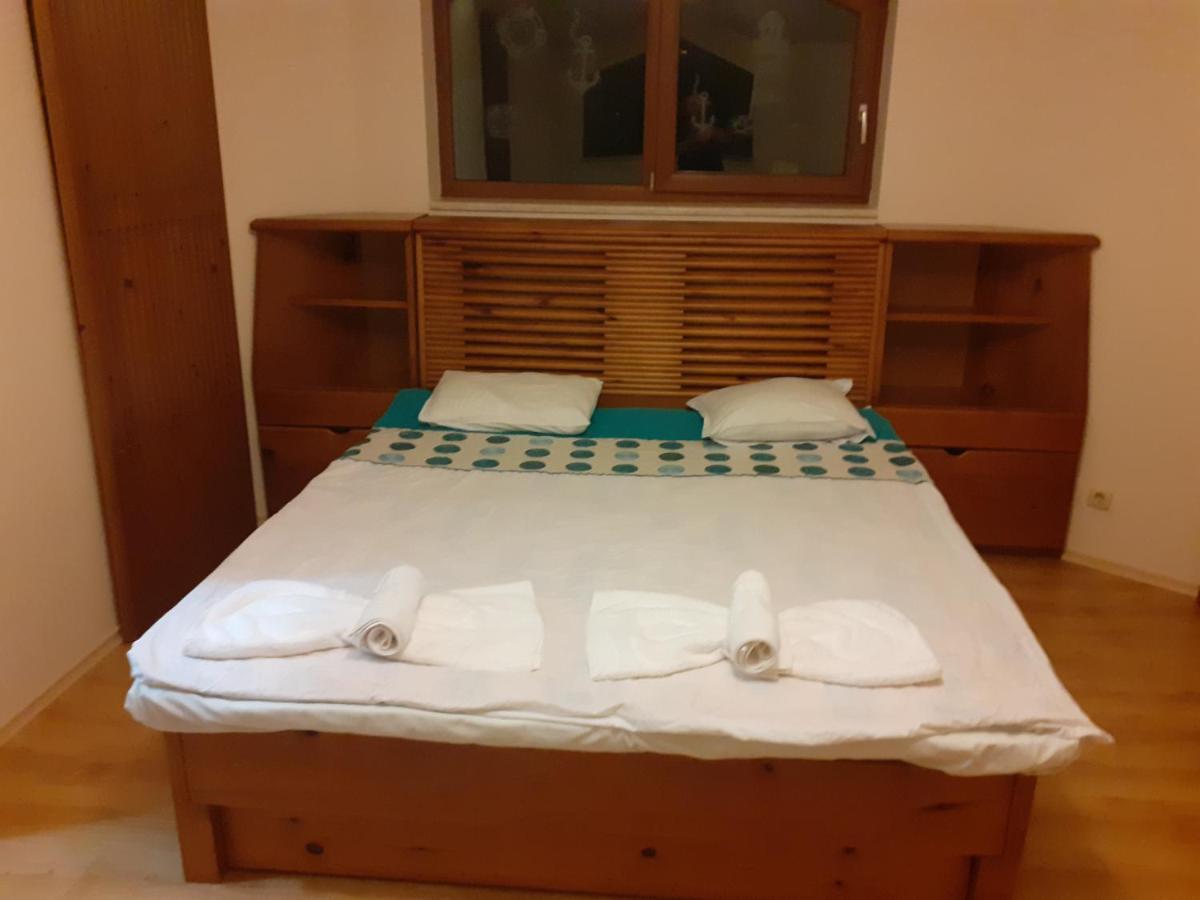 Edelweiss Inn Aparthotel Bansko Bagian luar foto