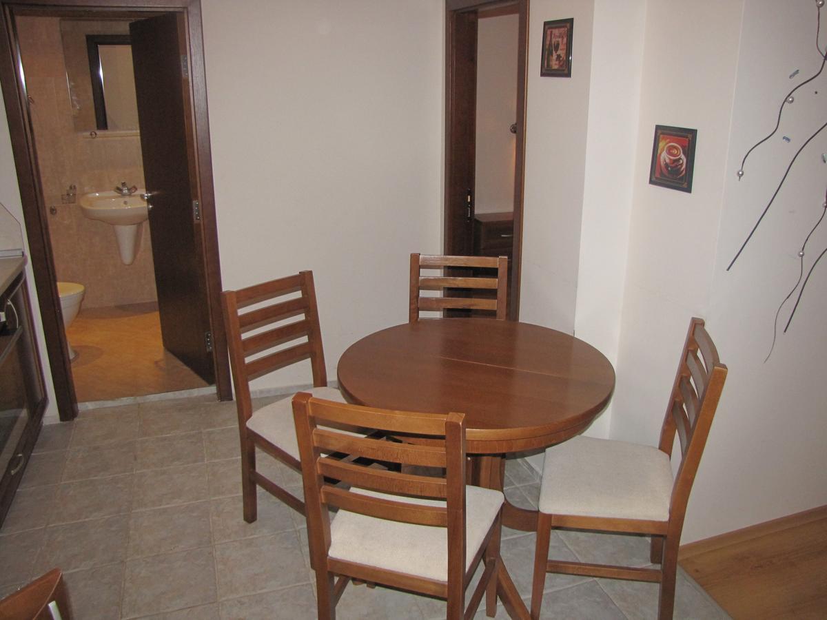 Edelweiss Inn Aparthotel Bansko Bagian luar foto