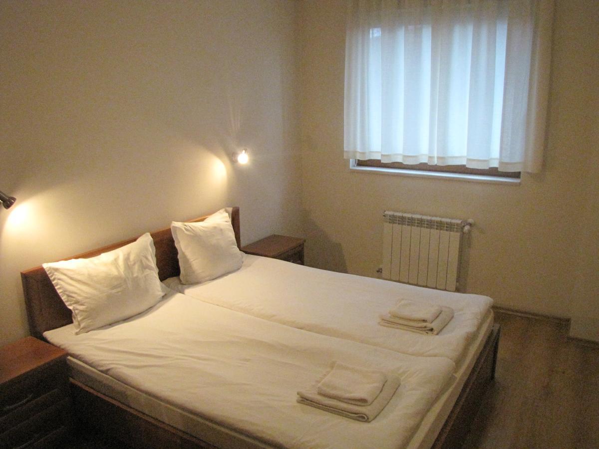 Edelweiss Inn Aparthotel Bansko Bagian luar foto